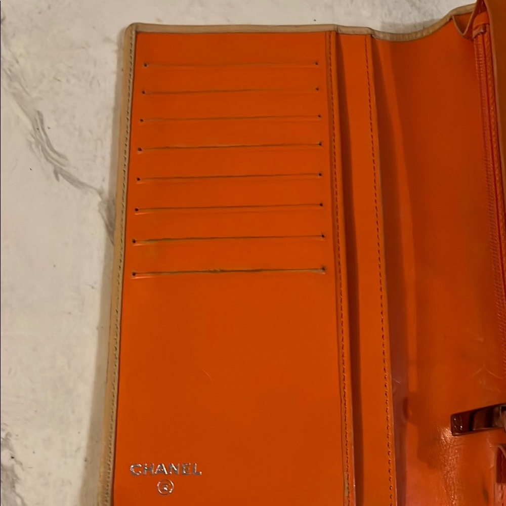 Chanel Quilted Beige Wallet - Picture 6 of 10
